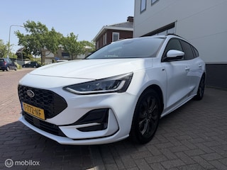 Ford Focus Wagon 1.0 EcoBoost Hybrid ST Line X /Nap