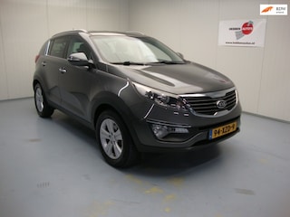 Kia Sportage 2.0 X-ecutive Plus Pack /Parkeersensors voor en achter/ Trekhaak
