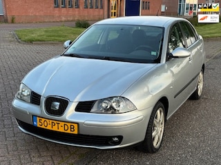 Seat Cordoba 2.0 Sport ECC Audio-CD/MP3 El. pakket Sportstoelen Colorpakket LMV 16" Cruisecontrol ABS PDC Dealeronderhoud Nw Apk!
