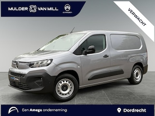Citroën Berlingo L2 50 kWh 136pk | 8 jaar garantie | 0% financial lease | 2-zits | NAVI | Draadloze Apple Carplay en Android Auto | Multimedia | Achteruitrijcamera | Parkeersensoren voor- en achter | Dode hoek detectie | Digital cockpit | Stuurwielbediening | Bestuurdersstoel comfort | Armsteun | ECO koplampen | Houten afwerking laadruimte | Reservewiel | van €32.844 voor €28.595 ex. BTW rijklaar
