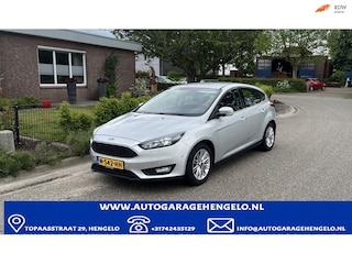 Ford Focus 1.5 Titanium,TrekhaakNavi