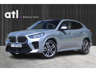 BMW X2 sDrive20i Launch Edition M-Sport | Pano | HUD | Harman Kardon | 360 Camera | Iconic Grille | Stoelverwarming | LED | Keyless | Etc.