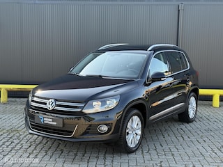 Volkswagen Tiguan 1.4 TSI Sport&Style NIEUWSTAAT | PANODAK