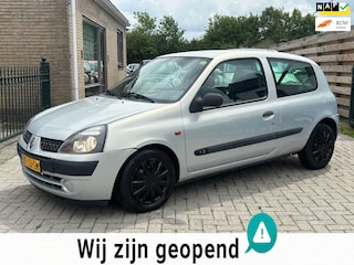 Renault Clio 1.2 Chicane | 3drs | nieuwe apk keuring ! rijd en schakelt prima vakantiegeld koopje !!