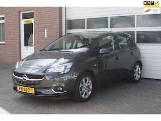 Opel Corsa 1.4 Online Edition.airco.cruise control stuur en stoelverwarming.parkeersensor