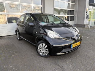 Toyota Aygo 1.0-12V Cool / AIRCO/ 5DRS