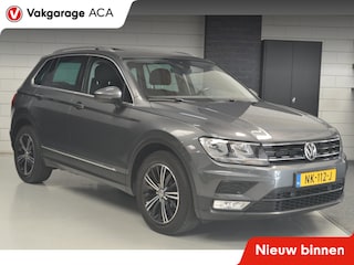 Volkswagen Tiguan 1.4 TSI Connected Series // PANO // ADAPTIVE CRUISE // NAVI // PDC // STOELVERWARMING //