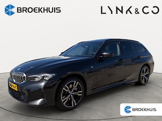 BMW 3-serie Touring 330e | 360 camera | Panoramadak | Cruise control adaptief | Verwarmd stuurwiel en stoelen |