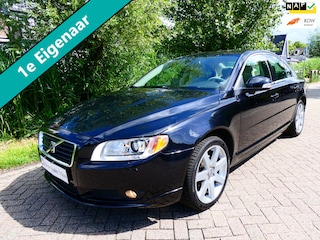 Volvo S80 3.2 Summum 238pk 1e eig. Leder Navi Xenon Trekhaak Historie