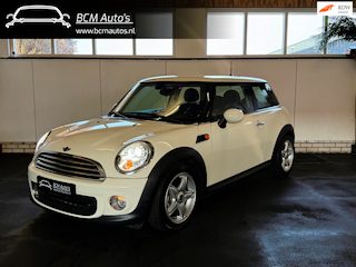 Mini Cooper 1.6 One Chili |Leer|Harman/Kardon|Stoelverwaming|PDC|Navi|Clima|