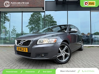Volvo V50 2.0 Business Pro Edition - Navi - Leder - Trekhaak - Org.NL