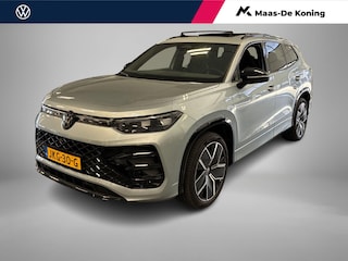 Volkswagen Tayron 1.5 eHybrid 272pk DSG R-Line Edition · Panoramadak · Inklap. Trekhaak · 360 Camera · Matrix LED · Stuur- & Stoelverwarming · Keyless · Garantie t/m 03-11-2029 of 100.000km