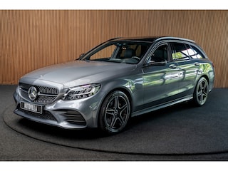 Mercedes-Benz C-klasse Estate 180 AMG Pano Leer Camera Navi LED PTS Elekt. achterklep Elektr. trekhaak LM velgen BTW auto!