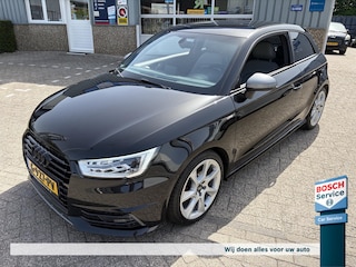 Audi A1 1.0 TFSI 95pk S Line Edition - Navigatie - Parkeersensoren