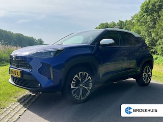 Toyota Yaris Cross 1.5 Hybrid 116pk Executive | 360 graden camera | Premium audio | Dodehoek detetie | Elektrische achterklep | Head-up display | Keyless entry | LED verlichting | Half leder | Parkeersensoren voor en achter