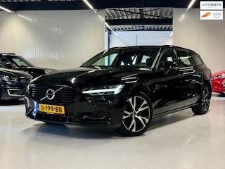 Volvo V60 2.0 T6 Hybride Recharge AWD R-Design!!