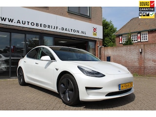 Tesla Model 3 RWD Plus 60 kWh AUTOPILOT / PANODAK / LEER / INCL.BTW