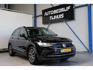 Volkswagen Tiguan 1.5 TSI Life - N.A.P. Airco, Cruise, Navi, PDC, Carplay, Trekhaak.