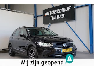 Volkswagen Tiguan 1.5 TSI Life - N.A.P. Airco, Cruise, Navi, PDC, Carplay, Trekhaak.