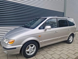 Hyundai Trajet 2.0i-16V Silver Edition 7 persoons , climatronic, trekhaak complete onderhoudshistorie