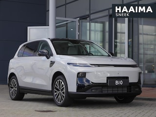 Leapmotor B10 Design Hybrid EV 18.8 kWh | Nu beschikbaar | Wltp 900km gecombineerd | Elektrisch 82km Wltp | Luxe uitvoering | Camera rondom | Stoel en stuurverwarming | Draadloze telefoonoplader | Keyless entry en start