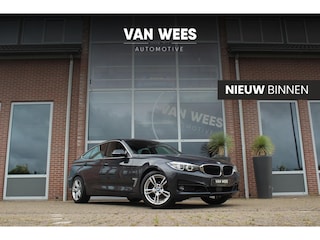 BMW 3-serie GT 320i High Executive | NL auto | 2e eigenaar | Driving Assistant | Actieve Cruise control | Harman Kardon | Carplay | Rijstrooksensor | DAB | Camera | LED