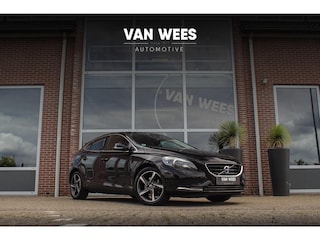 Volvo V40 1.6 T4 Summum R-design velgen | 180 pk | Automaat | 2e eigenaar | Leer | Camera | Xenon | PDC | Navi | Sportstuur | Cruise control | Climate control | 17 inch