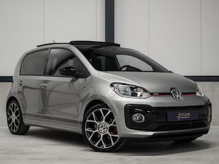 Volkswagen Up 1.0 TSI GTI | 140pk | Fox Dual Pipe | Panoramadak | 17" |