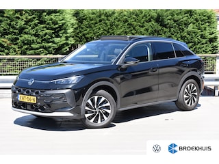 Volkswagen T-Roc 1.5 eTSI 115PK DSG Life First Edition | Multimedia Pakket | Dode-hoek detectie | Elektrisch wegklapbare trekhaak | Schuif-kanteldak | VERLENGDE GARANTIE