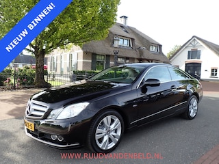 Mercedes-Benz E-klasse Coupé 250 CGI Elegance / MEMORY / LEDER / CRUISE / BLUETOOTH / DEALER-ONDERH