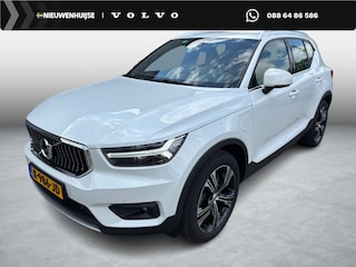 Volvo XC40 1.5 T5 Recharge Inscription | Plug-in Hybrid (PHEV) | Trekhaak | Panoramadak | 360 Graden Camera | Harman Kardon Audio | Elektrisch Verstelbare Voorstoelen | Stoelverwarming | Keyless Entry | Elektrische Achterklep | Navigatie | Apple Carplay | Android Auto