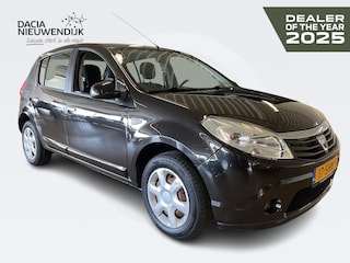 Dacia Sandero 1.2 Lauréate | MEENEEMPRIJS MET GELDIGE APK | AIRCO | PARKEERSENSOREN | RADIO | ELEKTRISCHE RAMEN.