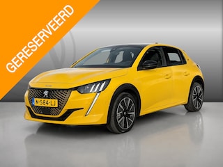 Peugeot 208 EV GT Pack 50 kWh SOH 92% | PANORAMADAK| MULTIMEDIA| NAVIGATIE | AIRCO/ECC  | APPLE CARPL./ANDROID AUTO | CRUISECONTROL | CAMERA | SPORT STOELEN | PARKEERSENSOREN |