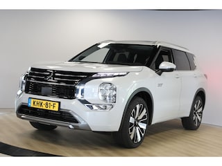 Mitsubishi Outlander 2.4 PHEV Instyle | Schuif- kanteldak | Leer | Head-Up