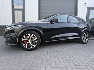 Ford Mustang Mach-E AWD 75 kWh