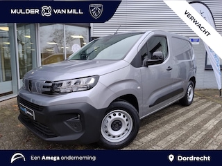Peugeot Partner L1 50 kWh 136pk | 8 jaar garantie | 0% financial lease | 2-zits | Houten afwerking laadruimte | Multimedia | Draadloze Apple Carplay en Android Auto | Achteruitrijcamera | Parkeersensoren achter | Digital cockpit | Stuurwielbediening | Bestuurdersstoel comfort | van €30.615 voor €26.695 ex. BTW rijklaar