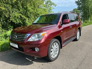 Lexus LX 570 ( Toyota Land Cruiser 200 Series) V8 Benzine 8 - persoons