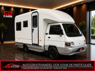 Hyundai Maxivan . Keuken, Bed, Kachel, Koelkast, Radio .