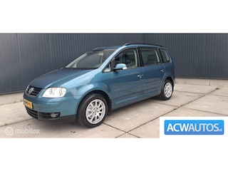 Volkswagen Touran 1.6-16V FSI Trendline automaat