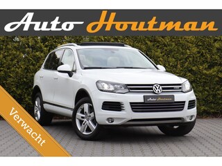 Volkswagen Touareg 3.0 TSI 380PK Hybrid Highline Pano | Trhk | Dyn Audio |