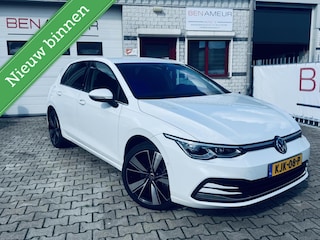 Volkswagen Golf 1.4 TSI eHybrid DSG STYLE Navi/ CarPlay/ ACC