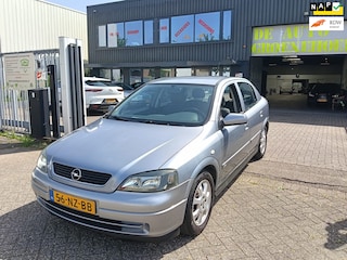 Opel Astra 1.6 Njoy