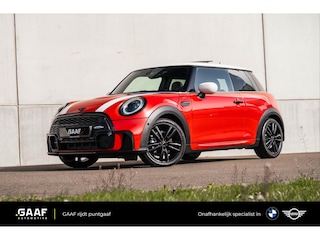 Mini Mini/Cabrio/Clubman/Countryman 1.5 JCW Trim | Pano Dak | Navi Prof | Stoel-/stuurverw | 17"