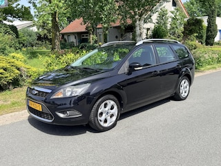 Ford Focus Wagon 1.8 Limited Flexi Fuel 125PK Keyless•Navi