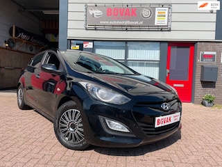 Hyundai i30 1.4i 16v Black Edition