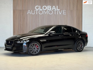 Jaguar XE 3.0 S V6 340PK - STOELVERWARMING