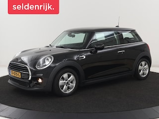 Mini Cooper 1.5 Cooper | Automaat | 87.100km NAP | Carplay | Navigatie | Cruise control | Bluetooth | Airco | Lichtmetalen velgen