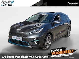 Kia Niro e-Niro ExecutiveLine 64 kWh | Navigatie | Warmtepomp | Schuifkanteldak | Trekhaak | Privacy Glass | Elektrische achterklep | Keyless Entry | Apple Car Play/Android Auto | 1e Eigenaar | Geventileerde en verwarmbare stoelen | Meest complete uitvoering | NL - Auto |