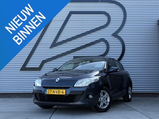 Renault Mégane 1.6 Expression Navi|Airco|Cruise|Trekhaak|PDC V+A|N.A.P|APK tot 06-2027