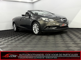 Opel Cascada 1.4 Turbo ecoFLEX Innovation Leder, Camera, Navi, Stoelverwarming, Cruise control, Lichtmetalen velgen, Clima, Mistlamp .